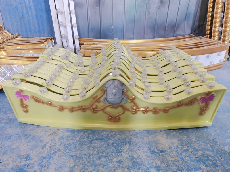 24 seat carousel installed with night lighting effect for amusement park project diagram