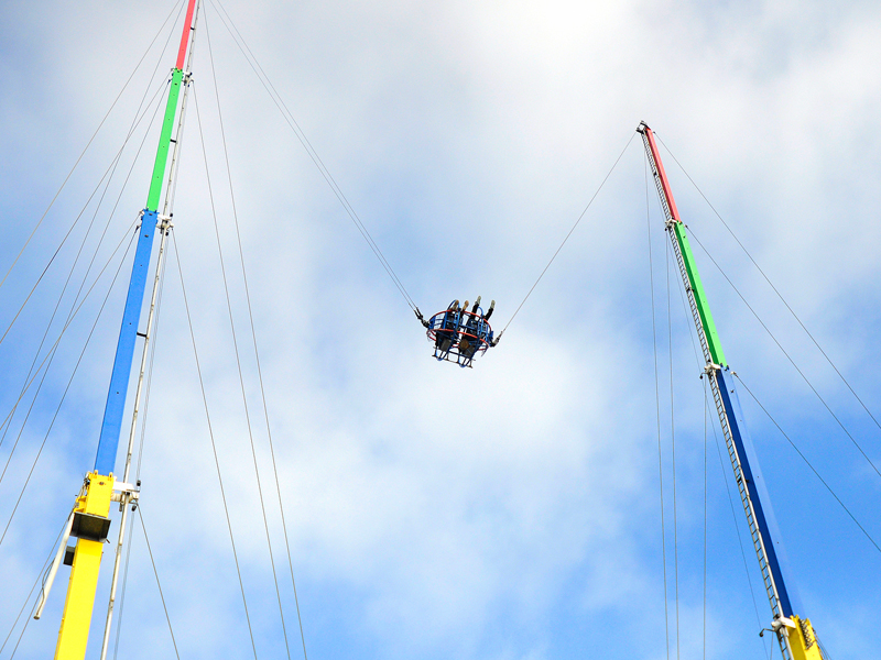 rocket bungee ride installed in amusement park with exciting launch experience range