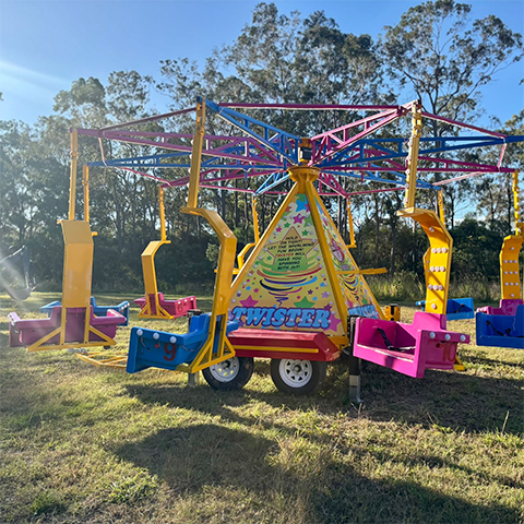 Customized Trailer-Mounted Swing Ride Project for Australian Mobile Entertainment Market