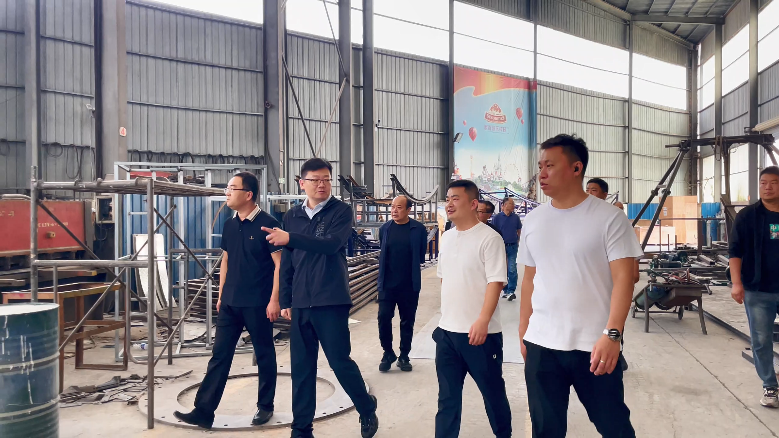 Zhengzhou Hotfun Park Rides Co., Ltd. Receives Government Leaders' Visit to Its Factory on September 13, 2025