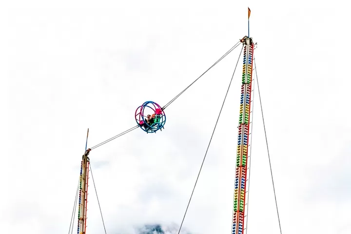 Features of Rocket Bungee Jumping