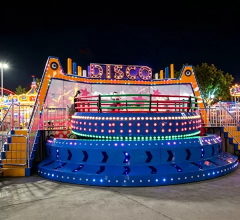 kings island snoopy rides operation