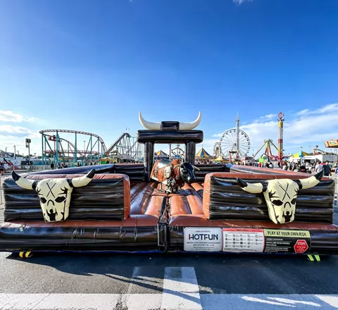 la ronde family rides custom